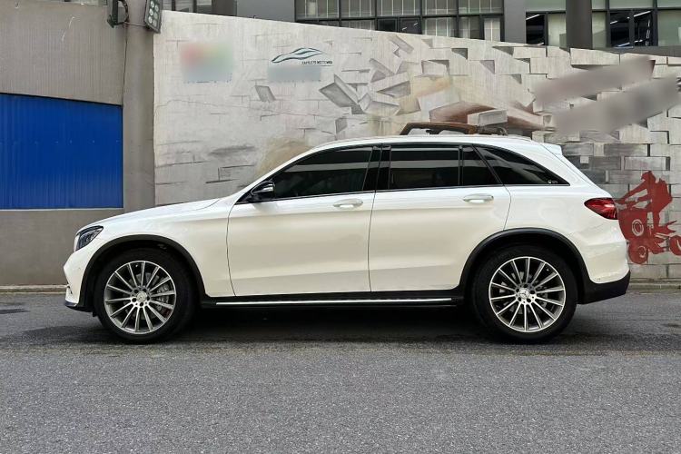 Used Mercedes-Benz GLC AMG 2017 AMG GLC 43 4MATIC Exterior 2