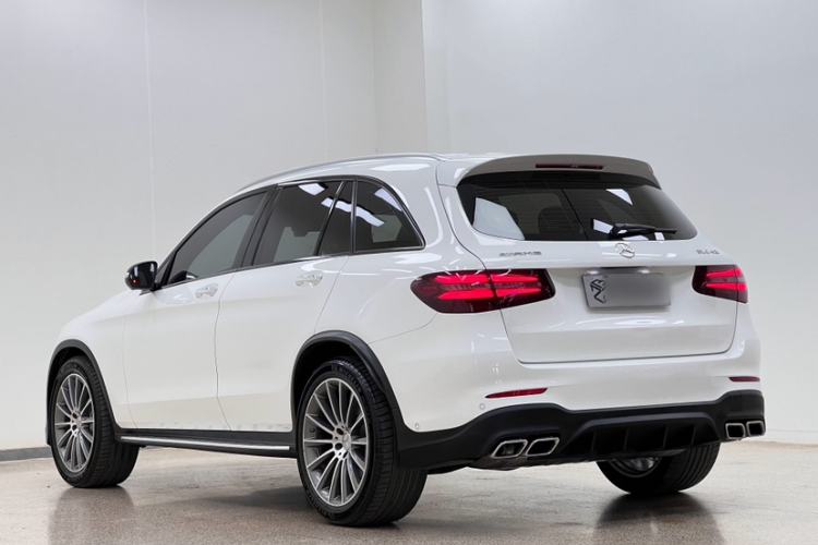 Used Mercedes-Benz GLC AMG 2017 AMG GLC 43 4MATIC Exterior 4
