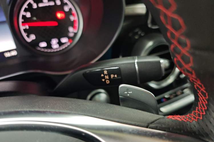 Used Mercedes-Benz GLC AMG 2017 AMG GLC 43 4MATIC Gear Lever