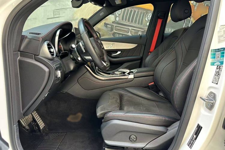 Used Mercedes-Benz GLC AMG 2017 AMG GLC 43 4MATIC Interior 2