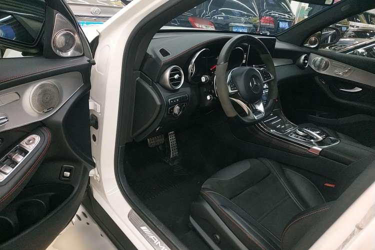 Used Mercedes-Benz GLC AMG 2017 AMG GLC 43 4MATIC Interior 3