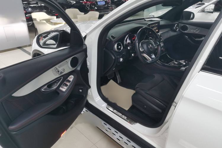 Used Mercedes-Benz GLC AMG 2017 AMG GLC 43 4MATIC Interior 3