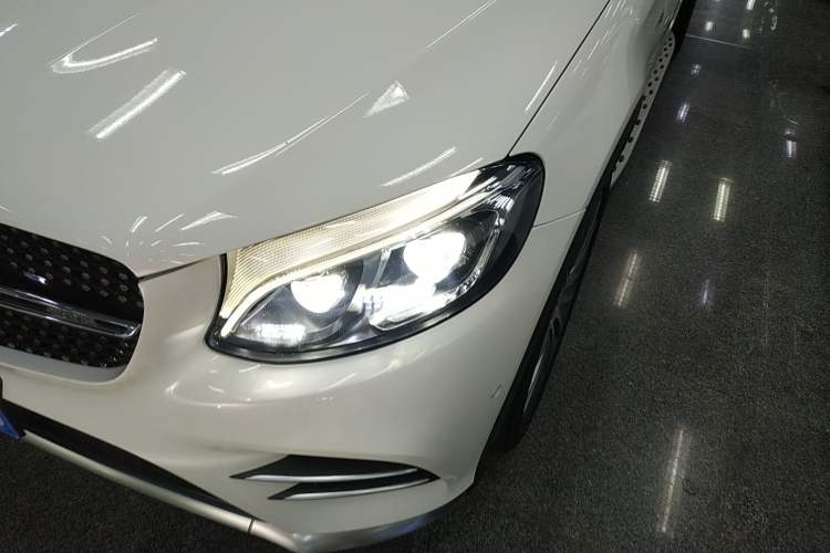 Used Mercedes-Benz GLC AMG 2017 AMG GLC 43 4MATIC Left Front Headlight