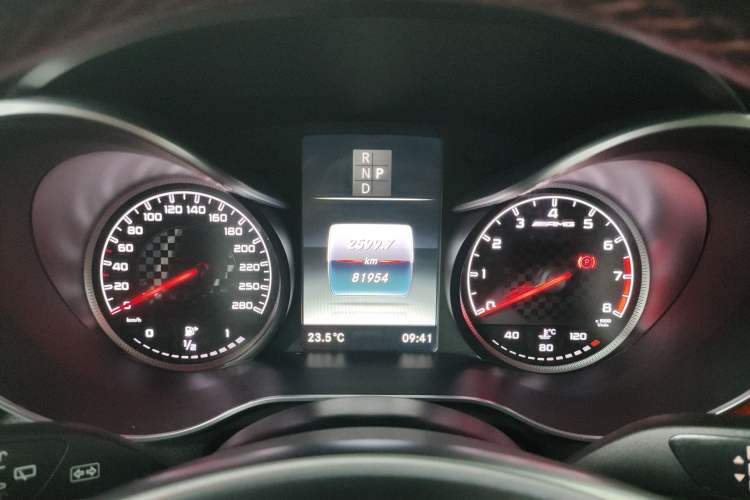 Used Mercedes-Benz GLC AMG 2017 AMG GLC 43 4MATIC Odometer Close Up