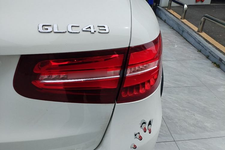 Used Mercedes-Benz GLC AMG 2017 AMG GLC 43 4MATIC Right Rear Taillight