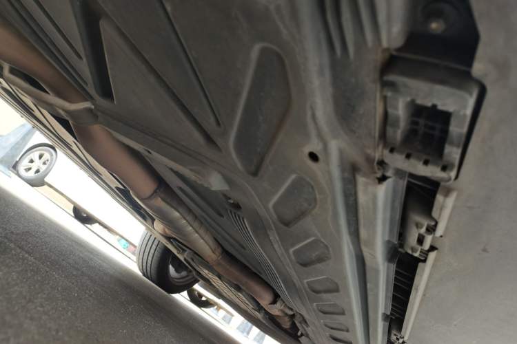 Used Mercedes-Benz GLC AMG 2017 AMG GLC 43 4MATIC Right Side Sill