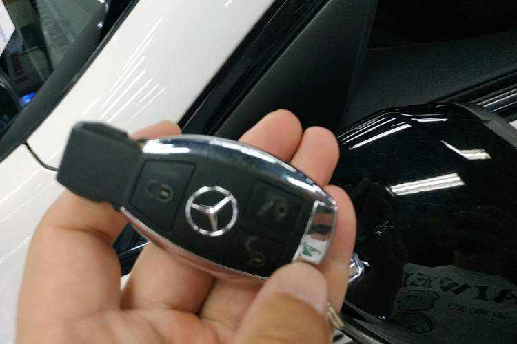 Used Mercedes-Benz GLC AMG 2017 AMG GLC 43 4MATIC Vehicle Key