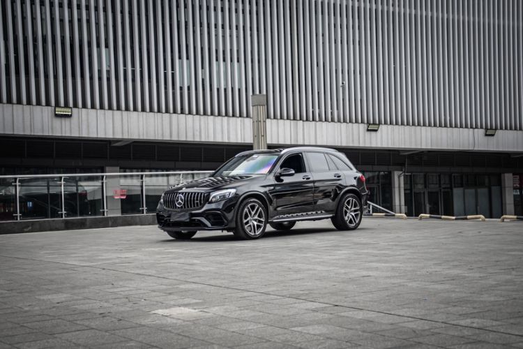 Używany Mercedes-Benz GLC AMG 2018 AMG GLC 63 4MATIC+ Guazi used car, China used car export, Used car for sale, Used  cars, Cheapest cars for sale