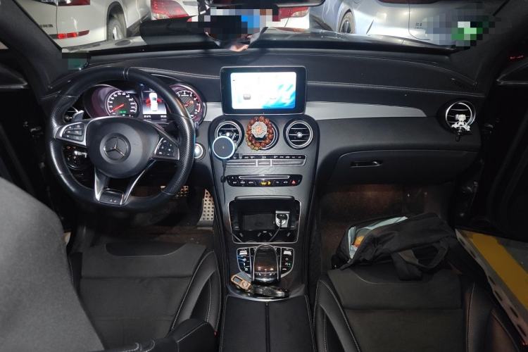 Used Mercedes-Benz GLC AMG 2018 AMG GLC 63 4MATIC+ Center Console