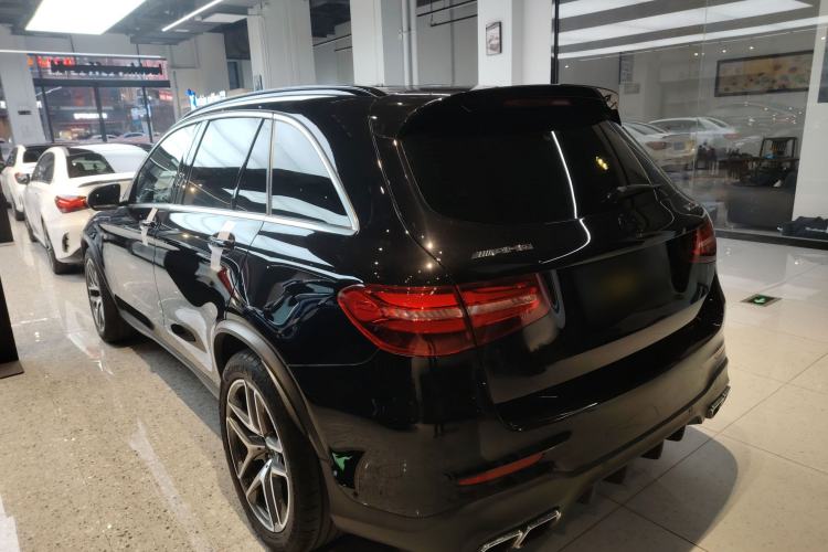 Used Mercedes-Benz GLC AMG 2018 AMG GLC 63 4MATIC+ Exterior 3