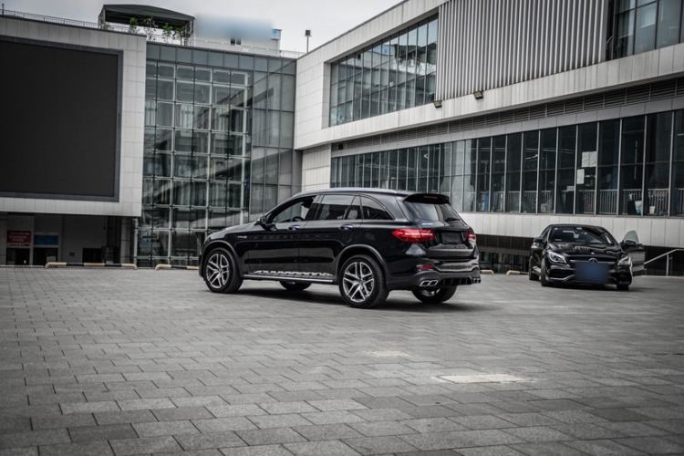 Used Mercedes-Benz GLC AMG 2018 AMG GLC 63 4MATIC+ Exterior 4