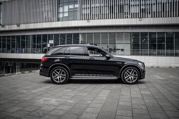 Used Mercedes-Benz GLC AMG 2018 AMG GLC 63 4MATIC+ Exterior 9