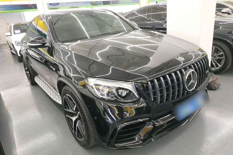 Used Mercedes-Benz GLC AMG 2018 AMG GLC 63 4MATIC+ Coupe SUV Front Right 45 Deg