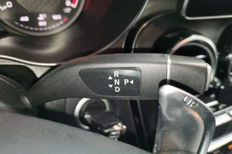 Used Mercedes-Benz GLC AMG 2018 AMG GLC 63 4MATIC+ Gear Lever
