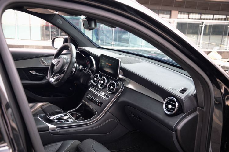 Used Mercedes-Benz GLC AMG 2018 AMG GLC 63 4MATIC+ Interior 7