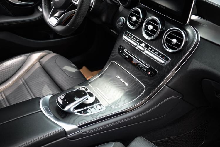 Used Mercedes-Benz GLC AMG 2018 AMG GLC 63 4MATIC+ Interior 9