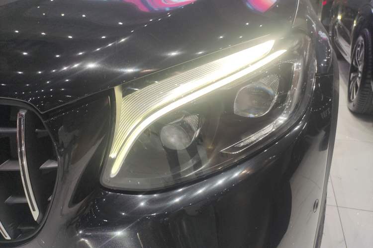 Used Mercedes-Benz GLC AMG 2018 AMG GLC 63 4MATIC+ Left Front Headlight