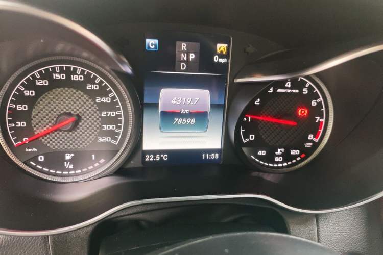 Used Mercedes-Benz GLC AMG 2018 AMG GLC 63 4MATIC+ Odometer Close Up