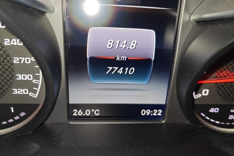 Used Mercedes-Benz GLC AMG 2018 AMG GLC 63 4MATIC+ Odometer Close Up