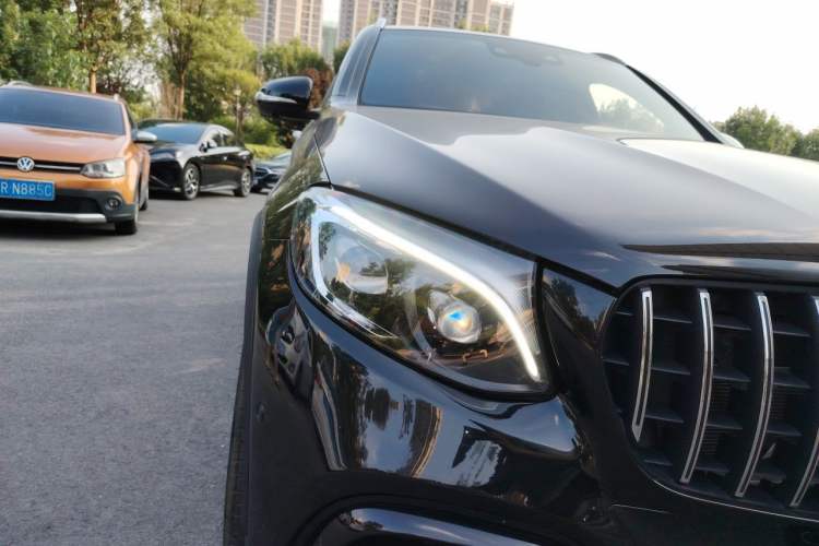 Used Mercedes-Benz GLC AMG 2018 AMG GLC 63 4MATIC+ Right Front Headlight