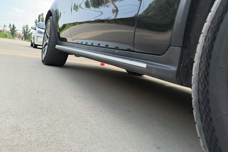 Used Mercedes-Benz GLC AMG 2018 AMG GLC 63 4MATIC+ Right Side Sill