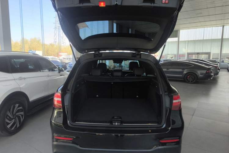 Used Mercedes-Benz GLC AMG 2018 AMG GLC 63 4MATIC+ Trunk