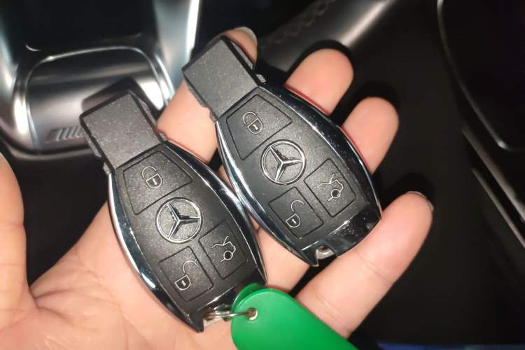 Used Mercedes-Benz GLC AMG 2018 AMG GLC 63 4MATIC+ Vehicle Key