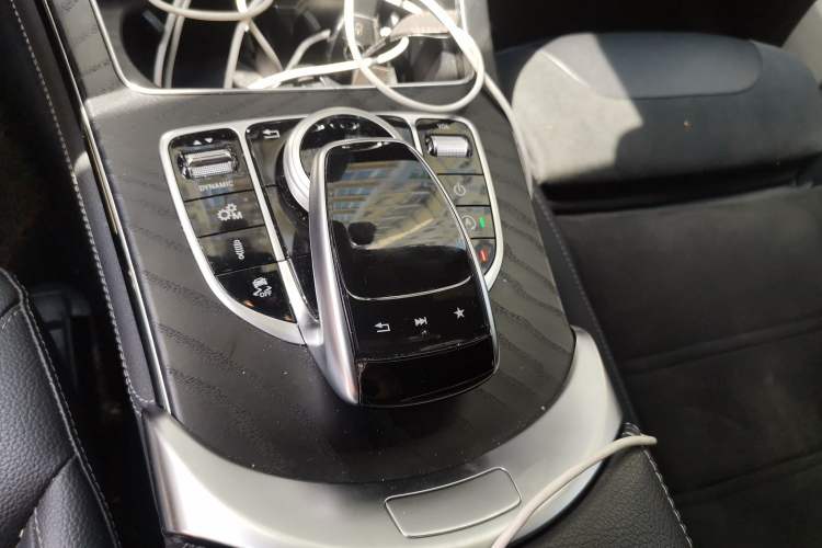 Used Mercedes-Benz GLC AMG 2018 AMG GLC 63 4MATIC+ Gear Lever