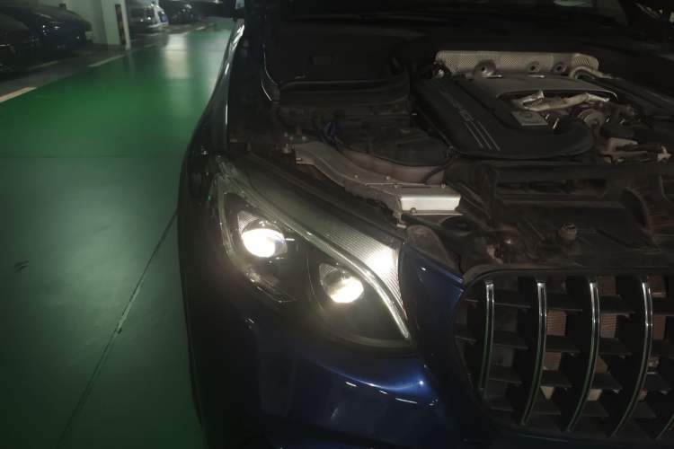 Used Mercedes-Benz GLC AMG 2018 AMG GLC 63 4MATIC+ Right Front Headlight