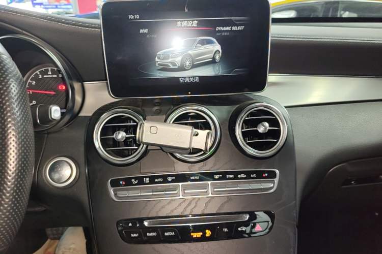 Used Mercedes-Benz GLC AMG 2018 AMG GLC 63 4MATIC+ Audio And AC Panel