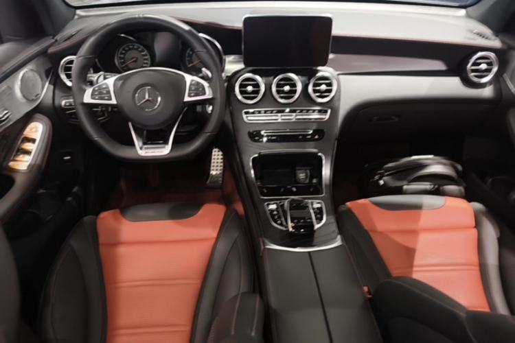 Used Mercedes-Benz GLC AMG 2018 AMG GLC 63 4MATIC+ Interior 1