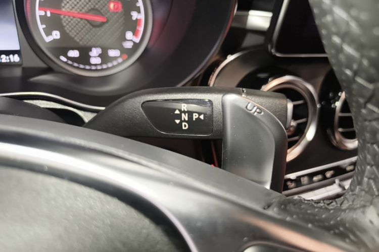 Used Mercedes-Benz GLC AMG 2018 AMG GLC 63 4MATIC+ Interior 10