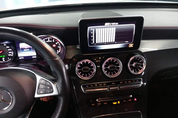 Used Mercedes-Benz GLC AMG 2018 AMG GLC 63 4MATIC+ Interior 2