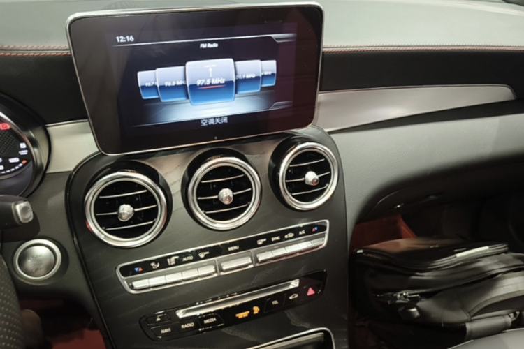 Used Mercedes-Benz GLC AMG 2018 AMG GLC 63 4MATIC+ Interior 3