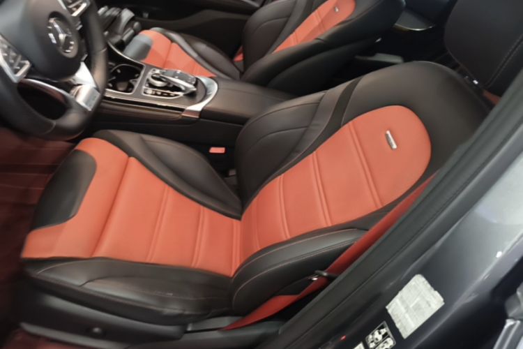 Used Mercedes-Benz GLC AMG 2018 AMG GLC 63 4MATIC+ Interior 4