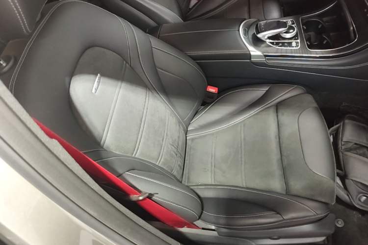 Used Mercedes-Benz GLC AMG 2018 AMG GLC 63 4MATIC+ Right Front Seat