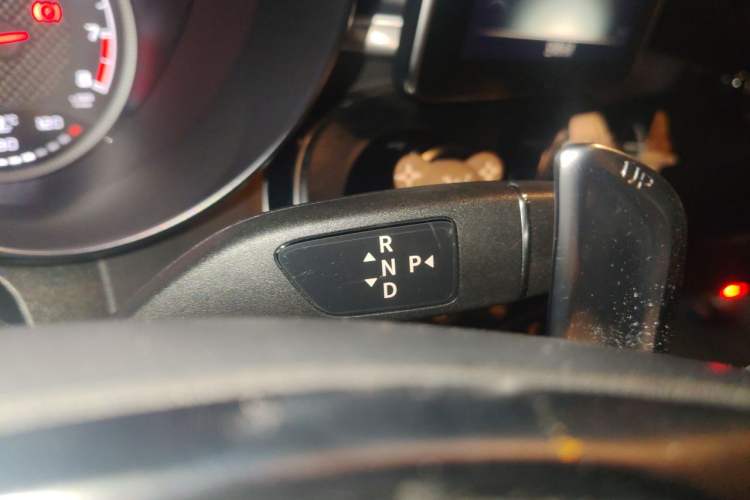 Used Mercedes-Benz GLC AMG 2018 AMG GLC 63 4MATIC+ Gear Lever