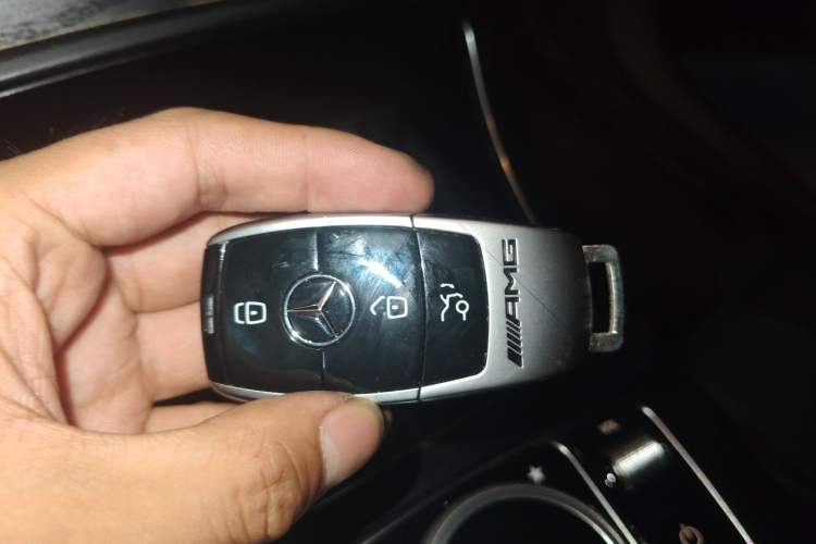 Used Mercedes-Benz GLC AMG 2018 AMG GLC 63 4MATIC+ Vehicle Key