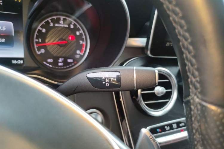 Used Mercedes-Benz GLC AMG 2018 AMG GLC 63 4MATIC+ Gear Lever