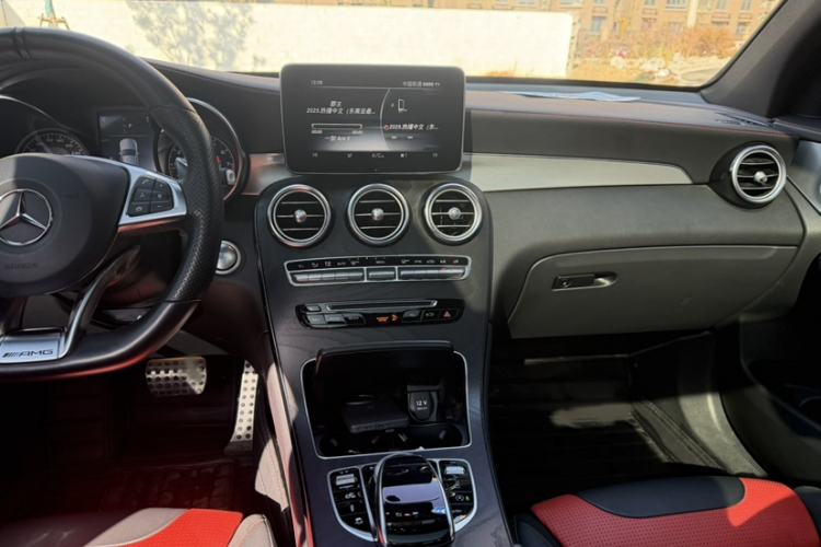 Used Mercedes-Benz GLC AMG 2018 AMG GLC 63 4MATIC+ Audio And AC Panel
