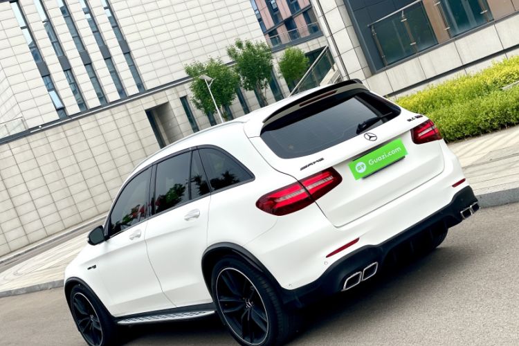 Used Mercedes-Benz GLC AMG 2018 AMG GLC 63 4MATIC+ Exterior 3