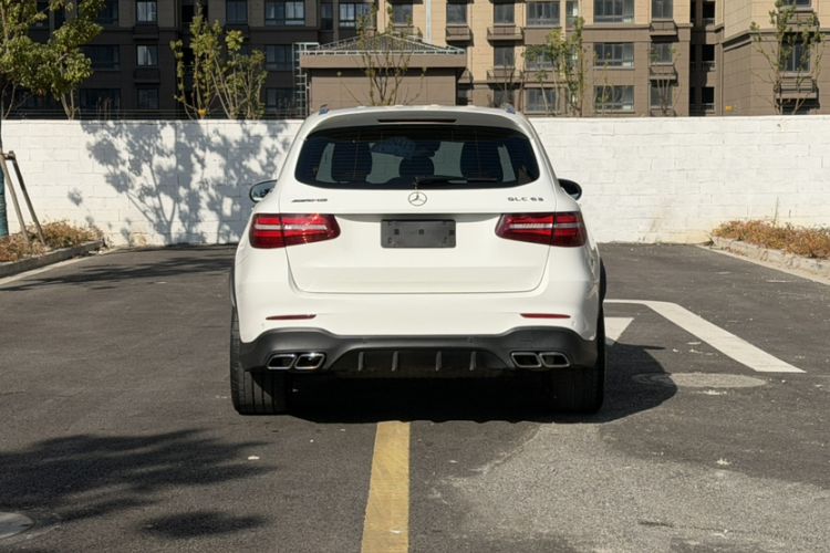 Used Mercedes-Benz GLC AMG 2018 AMG GLC 63 4MATIC+ Exterior 4