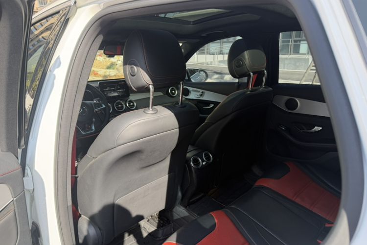 Used Mercedes-Benz GLC AMG 2018 AMG GLC 63 4MATIC+ Interior 10