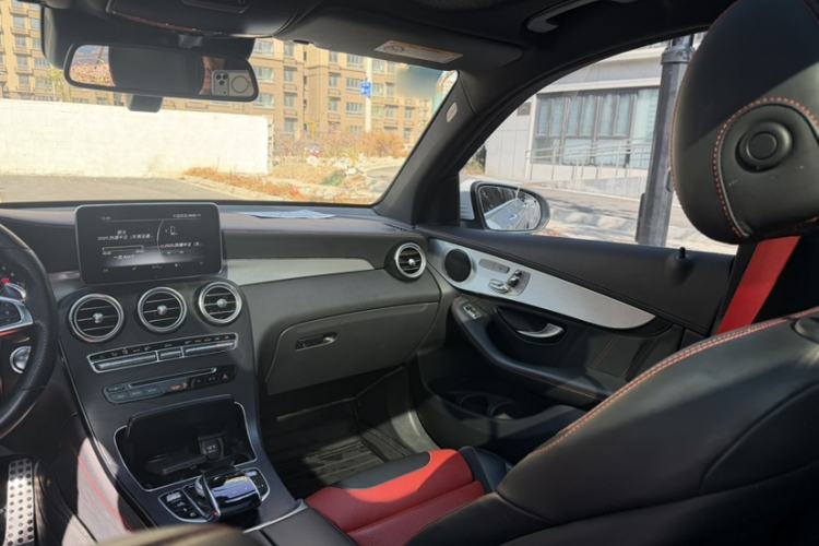Used Mercedes-Benz GLC AMG 2018 AMG GLC 63 4MATIC+ Interior 3
