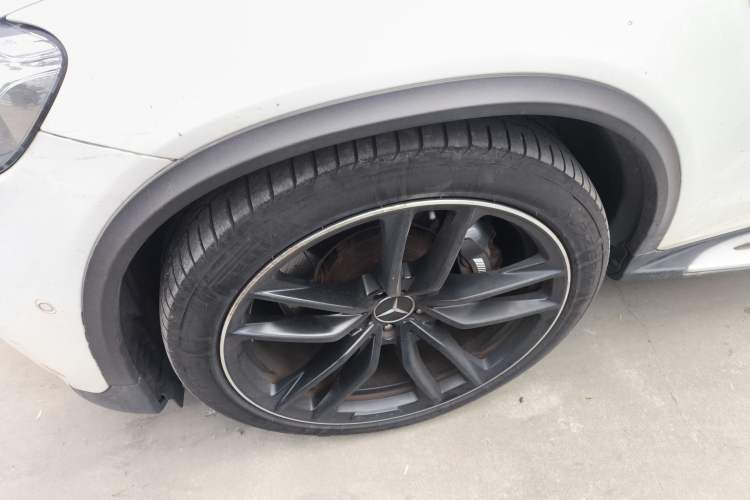 Used Mercedes-Benz GLC AMG 2018 AMG GLC 63 4MATIC+ Left Front Wheel Hub