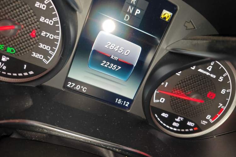Used Mercedes-Benz GLC AMG 2018 AMG GLC 63 4MATIC+ Odometer Close Up