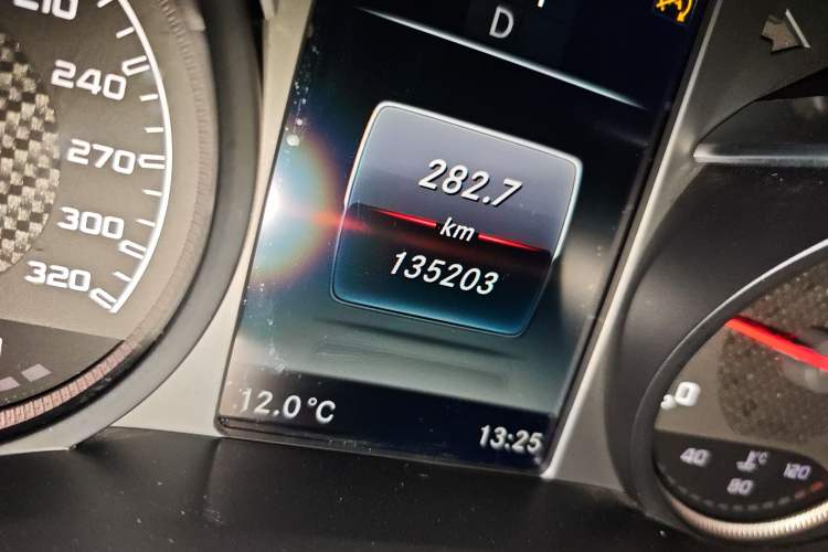 Used Mercedes-Benz GLC AMG 2018 AMG GLC 63 4MATIC+ Odometer Close Up