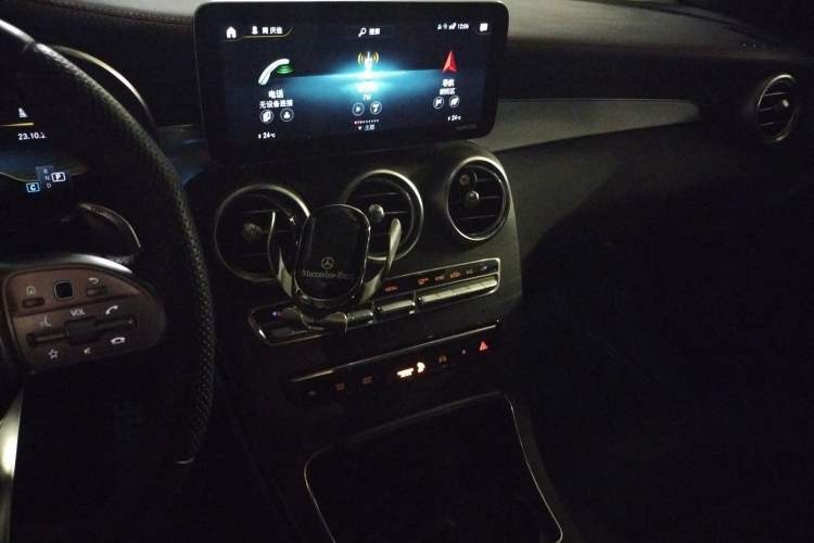 Used Mercedes-Benz GLC AMG 2020 AMG GLC 43 4MATIC Audio And AC Panel