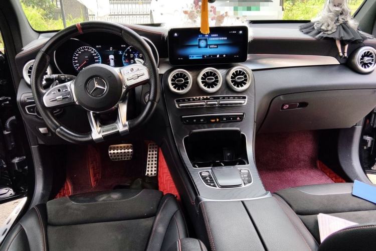 Used Mercedes-Benz GLC AMG 2020 AMG GLC 43 4MATIC Center Console