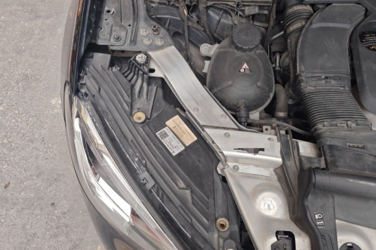 Used Mercedes-Benz GLC AMG 2020 AMG GLC 43 4MATIC Engine Bay Right
